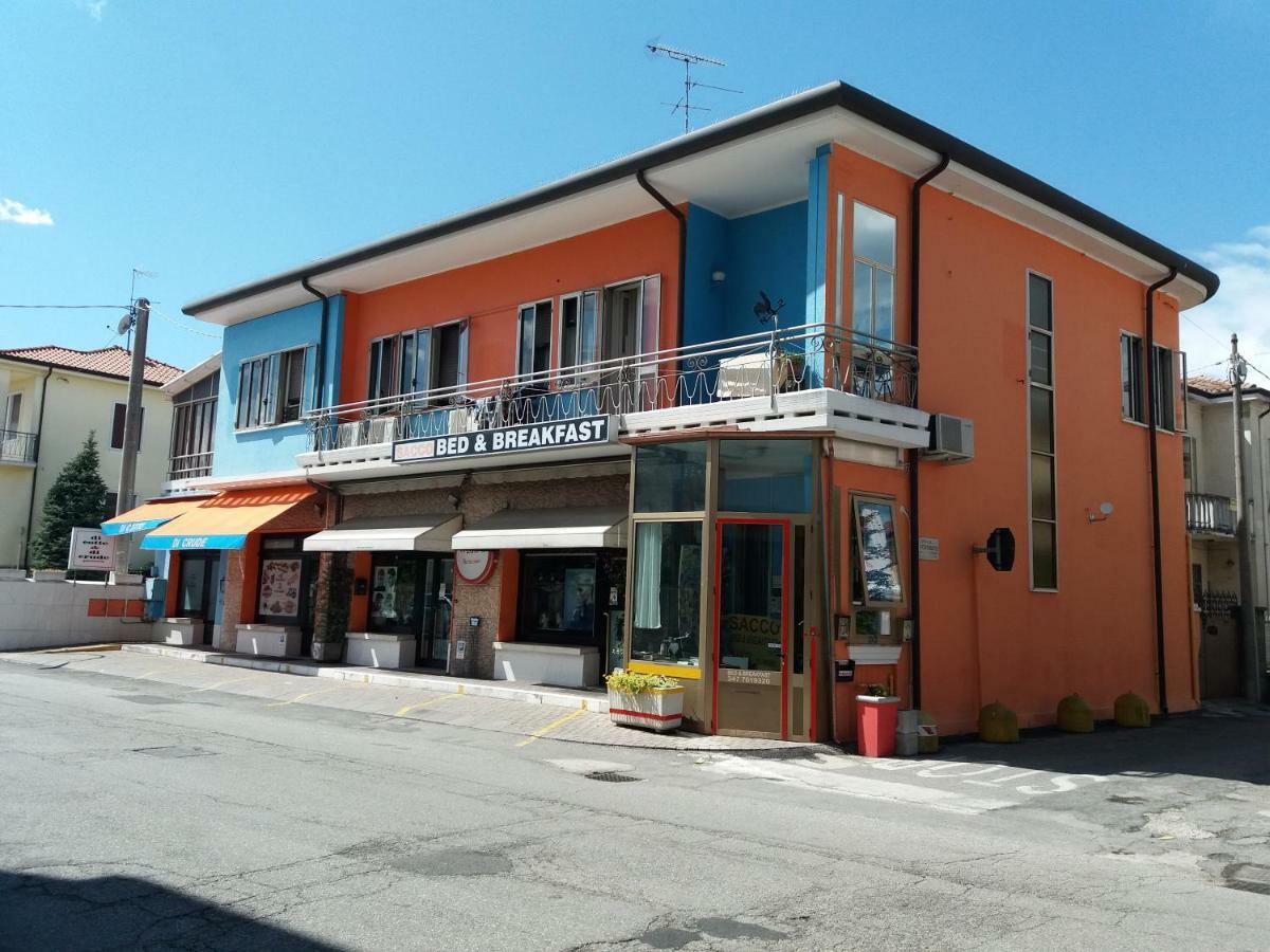 Sacco Bed&Breakfast Rovigo Exteriör bild